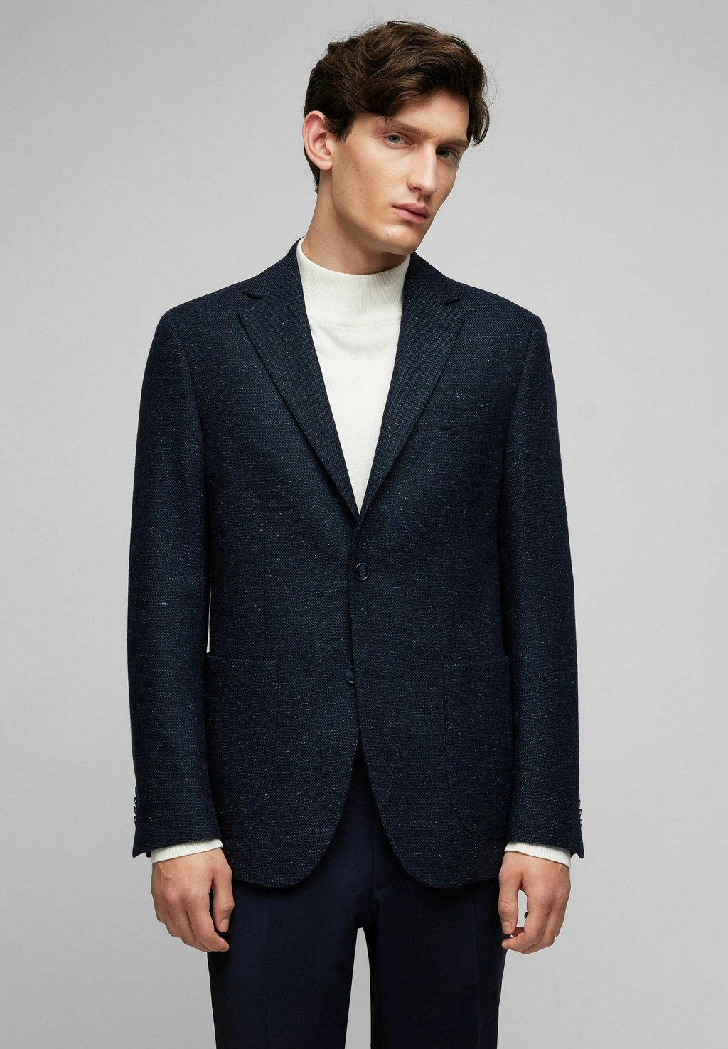 Пиджак-блейзер Hechter Paris, темно-синий
Пиджак-блейзер Hechter Paris, темно-синий