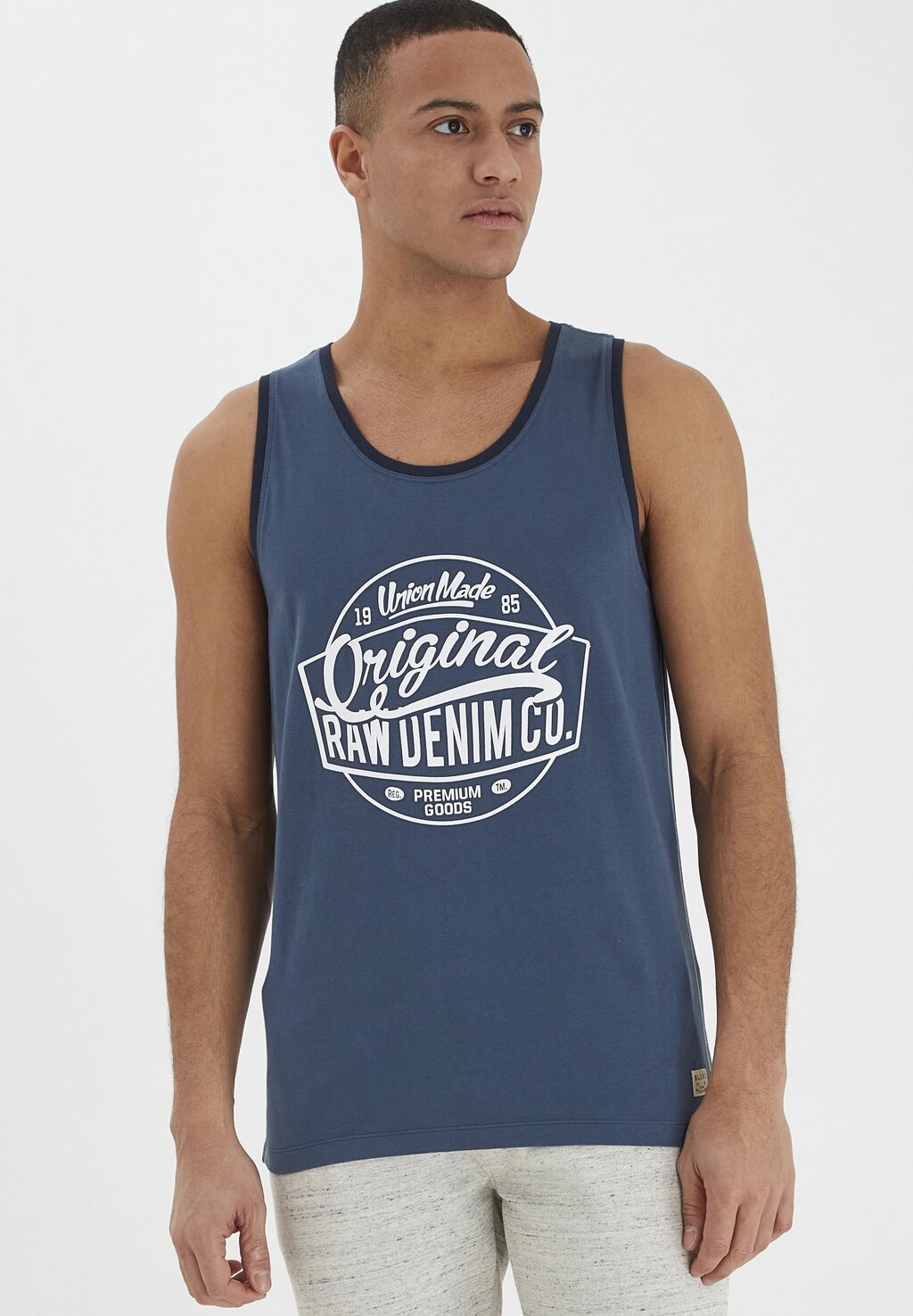 Топ BHWALEX Blend, цвет ensign blue
Топ BHWALEX Blend, цвет ensign blue