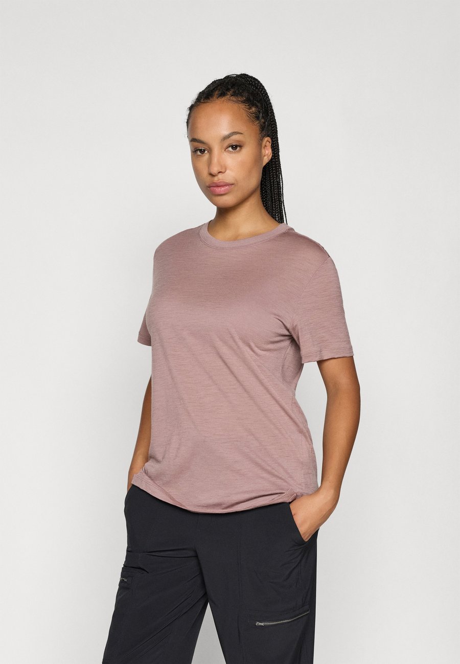 Футболка icebreaker LIGHT WEIGHT TECH LITE RELAXED, Summit/Light Pink
Футболка icebreaker LIGHT WEIGHT TECH LITE RELAXED, Summit/Light Pink