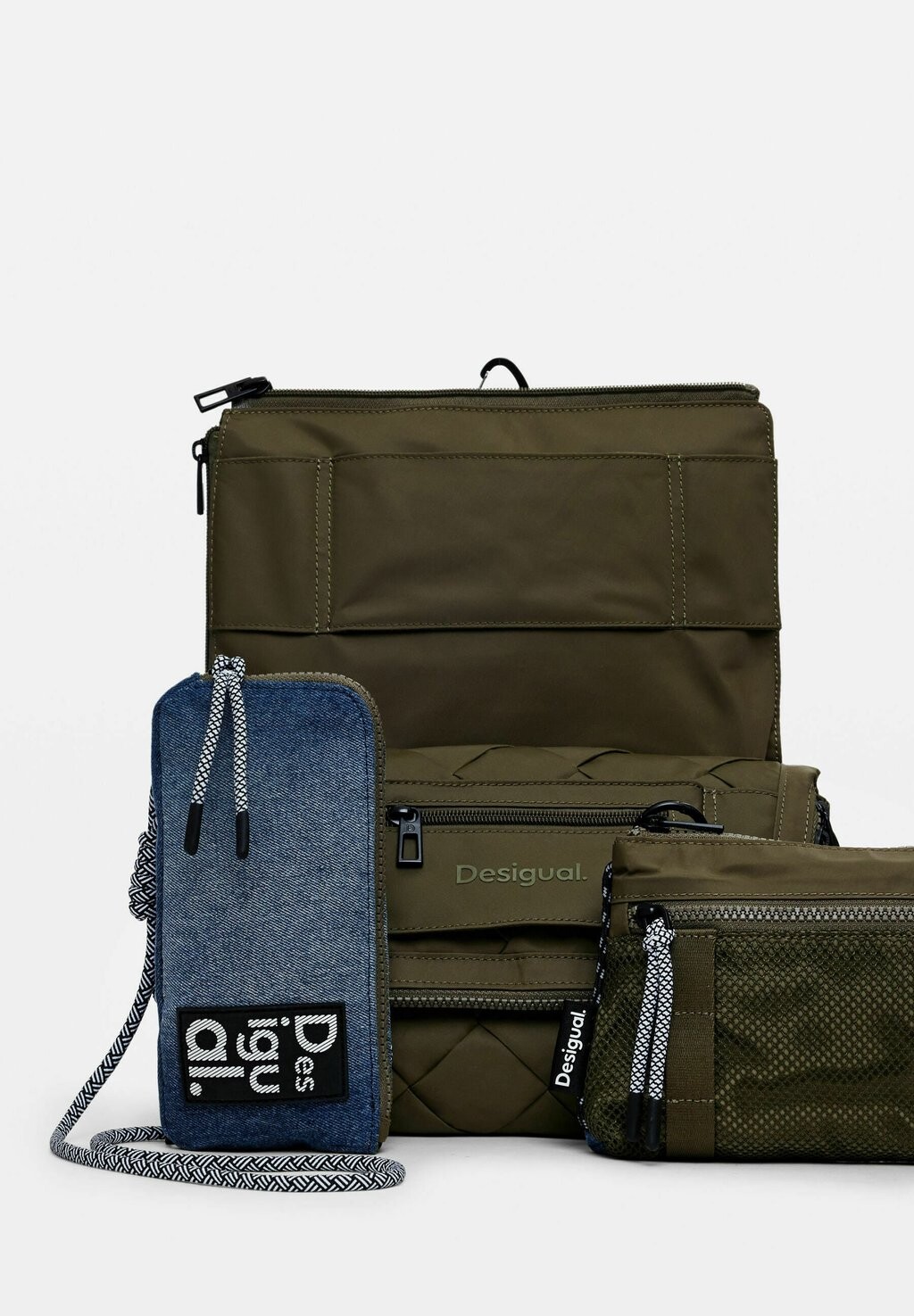 Сумка через плечо VOYAGER MULTI-POSITION Desigual, зеленый
Сумка через плечо VOYAGER MULTI-POSITION Desigual, зеленый