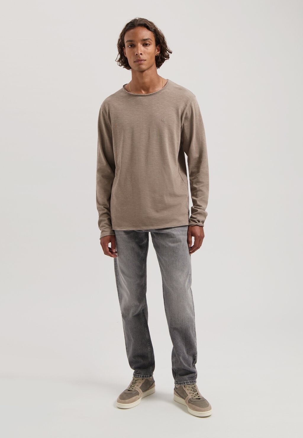 Топ с длинными рукавами NEW CREW Dstrezzed, коричневый
Топ с длинными рукавами NEW CREW Dstrezzed, коричневый