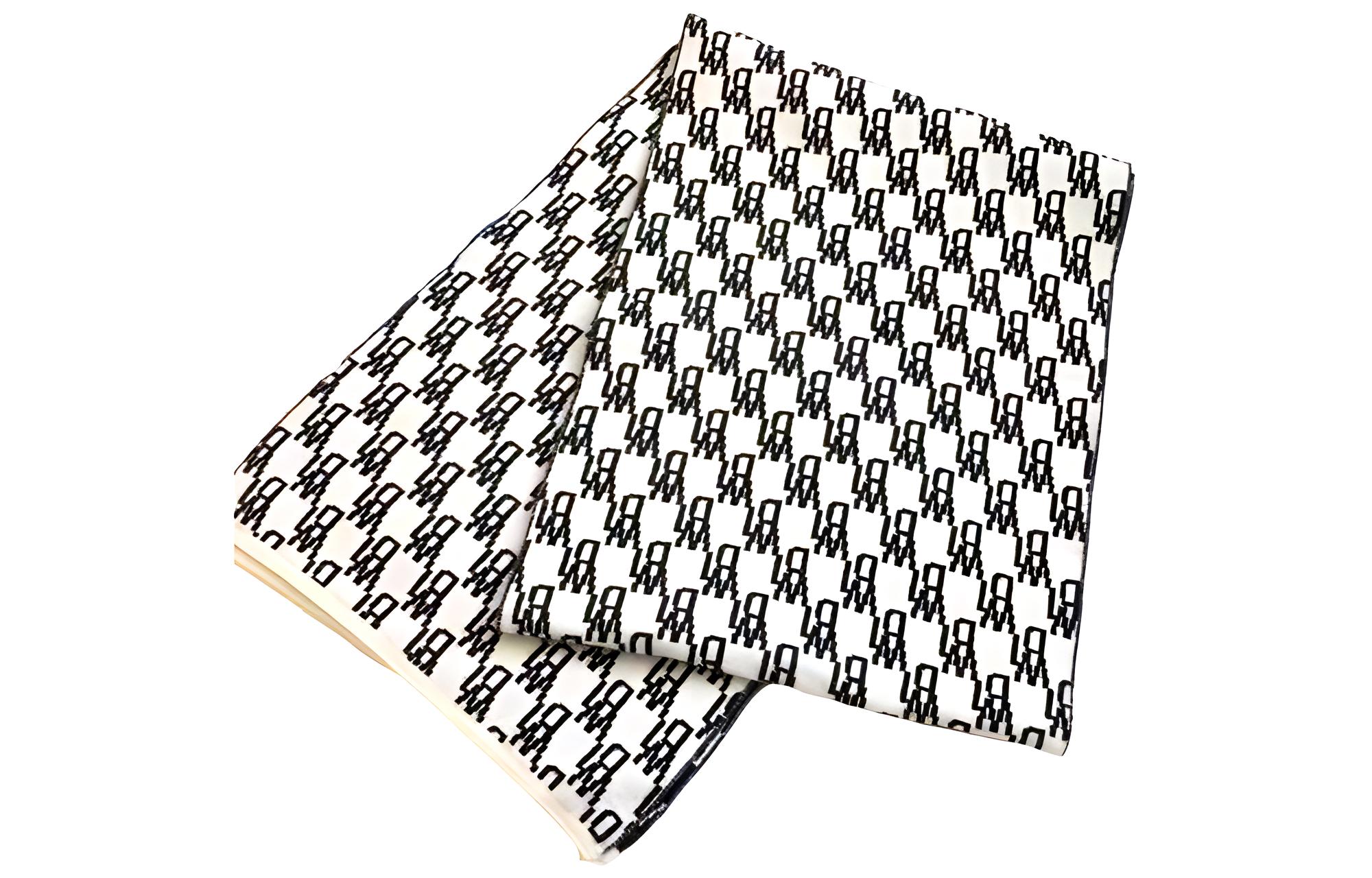 WE11DONE Джаккардовый шарф с логотипом, White
WE11DONE Джаккардовый шарф с логотипом, White