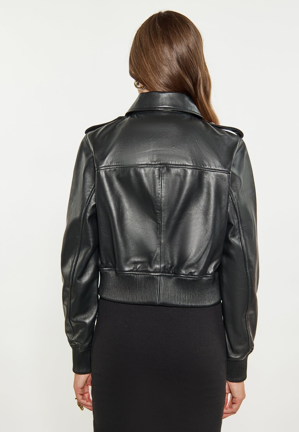 Кожаная куртка faina, черный
Кожаная куртка faina, черный