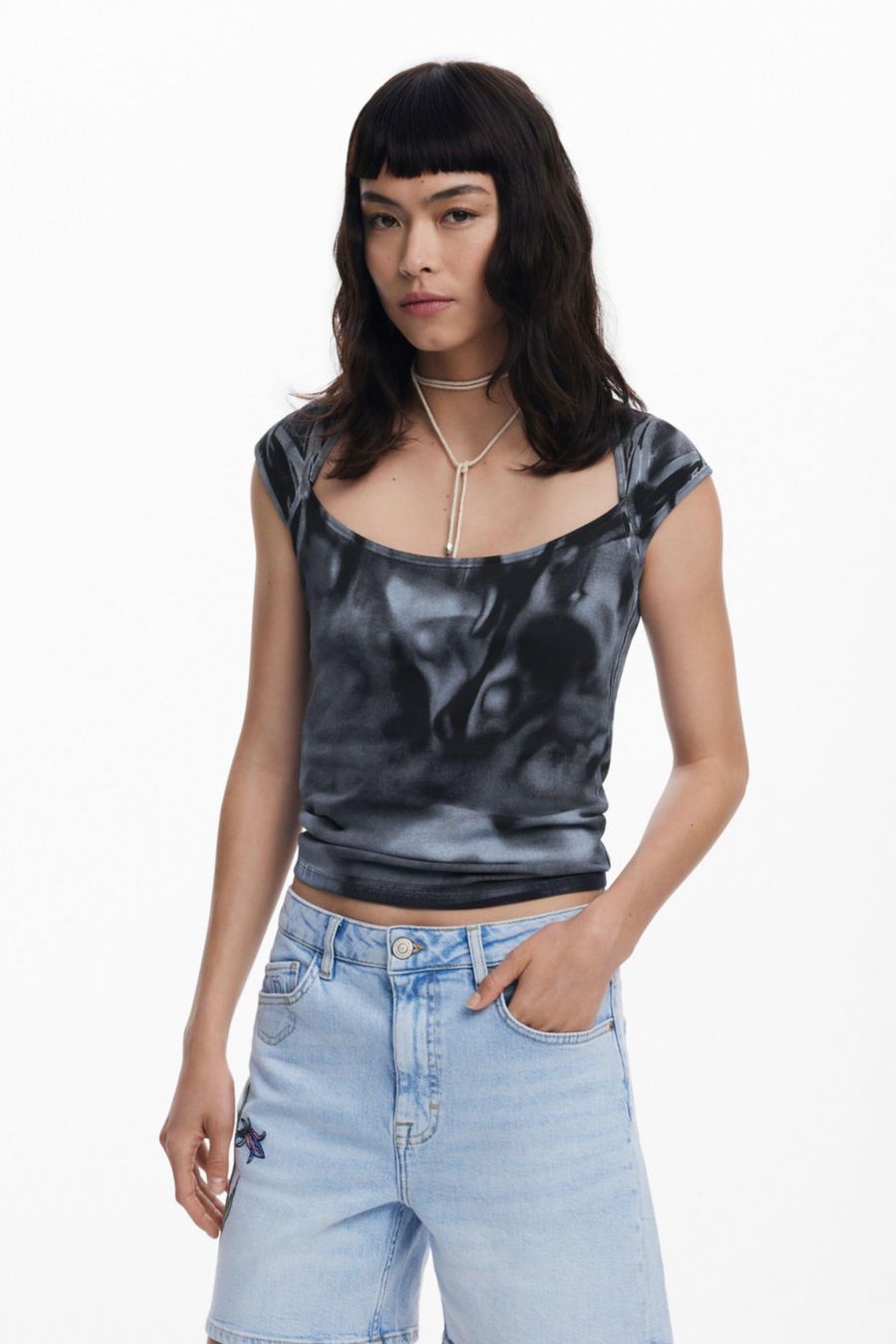 Женская футболка с коротким рукавом и градиентным рисунком Desigual, Blue, Синий, Женская футболка с коротким рукавом и градиентным рисунком Desigual, Blue
Женская футболка с коротким рукавом и градиентным рисунком Desigual, Blue, Синий, Женская футболка с коротким рукавом и градиентным рисунком Desigual, Blue