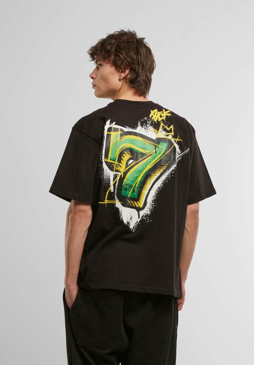 Футболка с принтом SEVEN DEF, черный
Футболка с принтом SEVEN DEF, черный