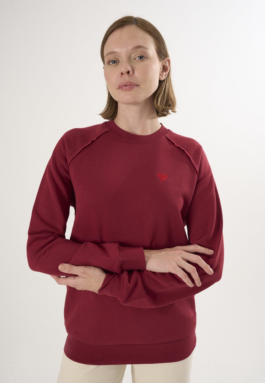 Толстовка Felix Hardy CREW NECK, Bordeaux
Толстовка Felix Hardy CREW NECK, Bordeaux