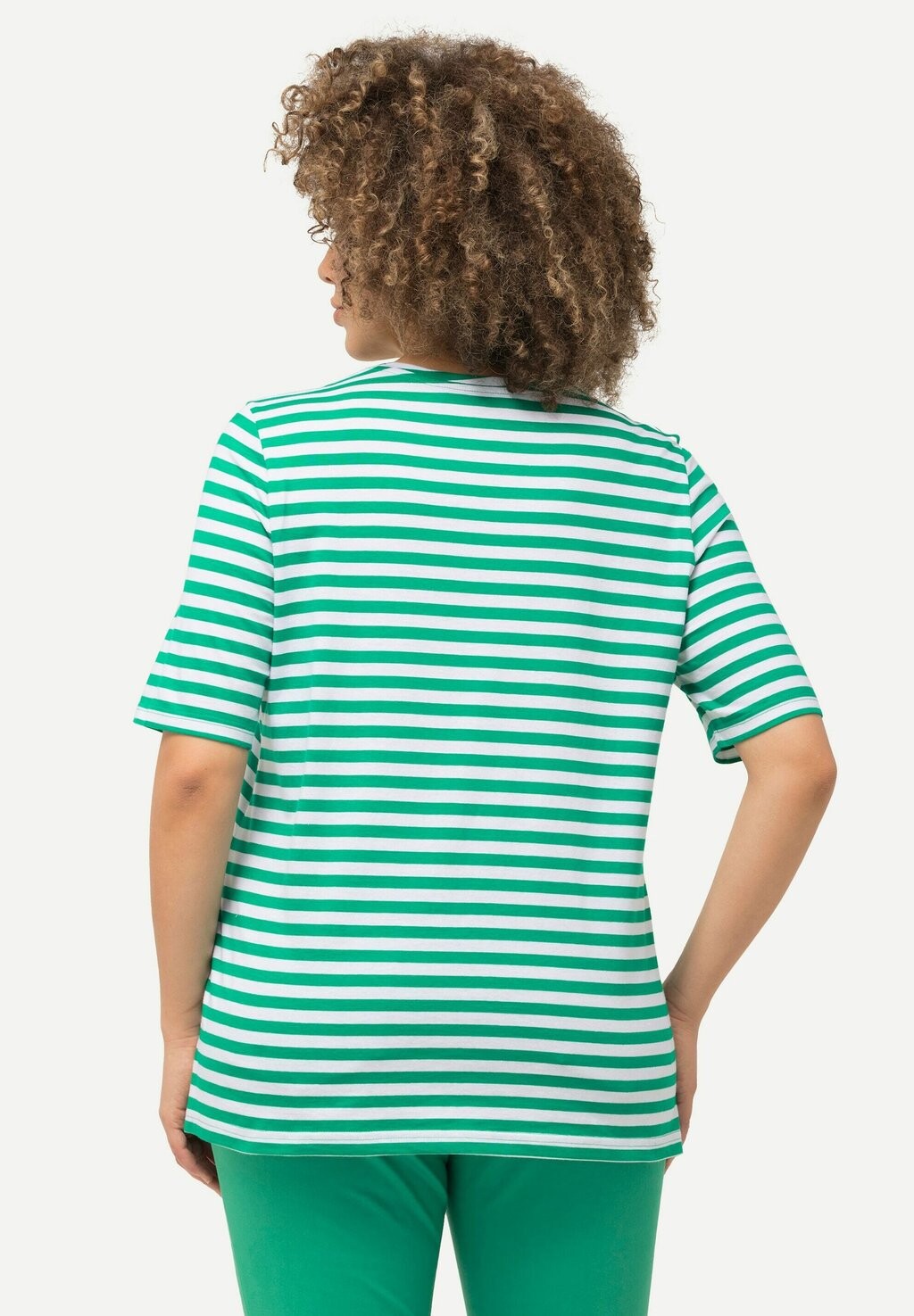 Футболка с принтом STRIPED WILDLIFE GRAPHIC Ulla Popken, зеленый
Футболка с принтом STRIPED WILDLIFE GRAPHIC Ulla Popken, зеленый