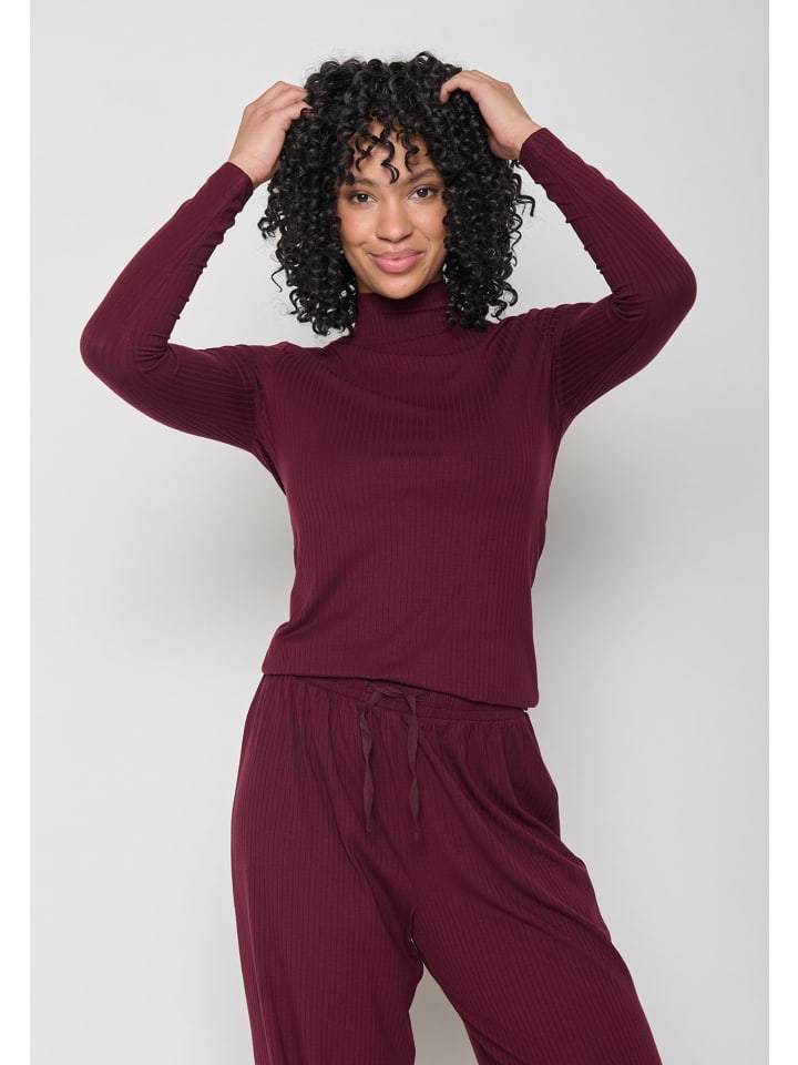 Рубашка с длинным рукавом GreenBomb
Рубашка с длинным рукавом GreenBomb