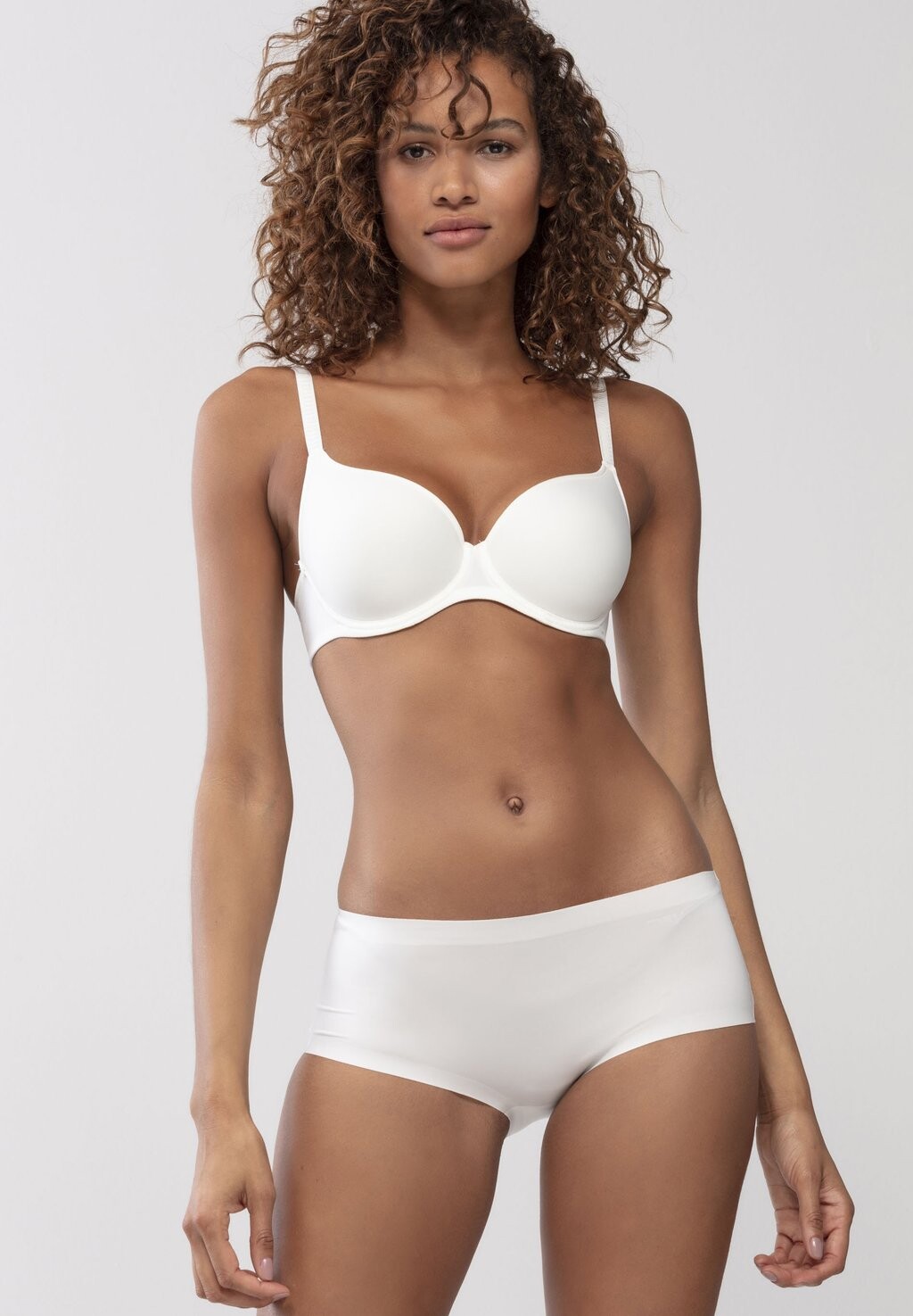 Бюстгальтер на косточках SPACER mey, цвет champagner
Бюстгальтер на косточках SPACER mey, цвет champagner