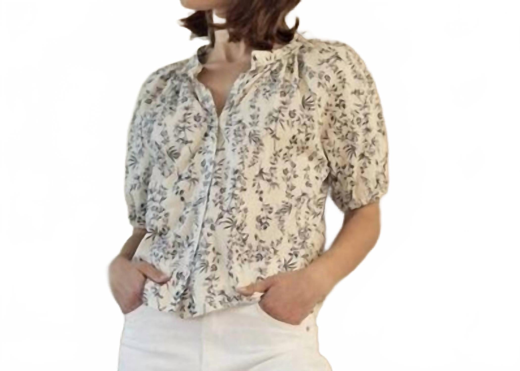 Слоновая кость/голубая блузка с цветочным принтом Fun 2 Fun
Слоновая кость/голубая блузка с цветочным принтом Fun 2 Fun