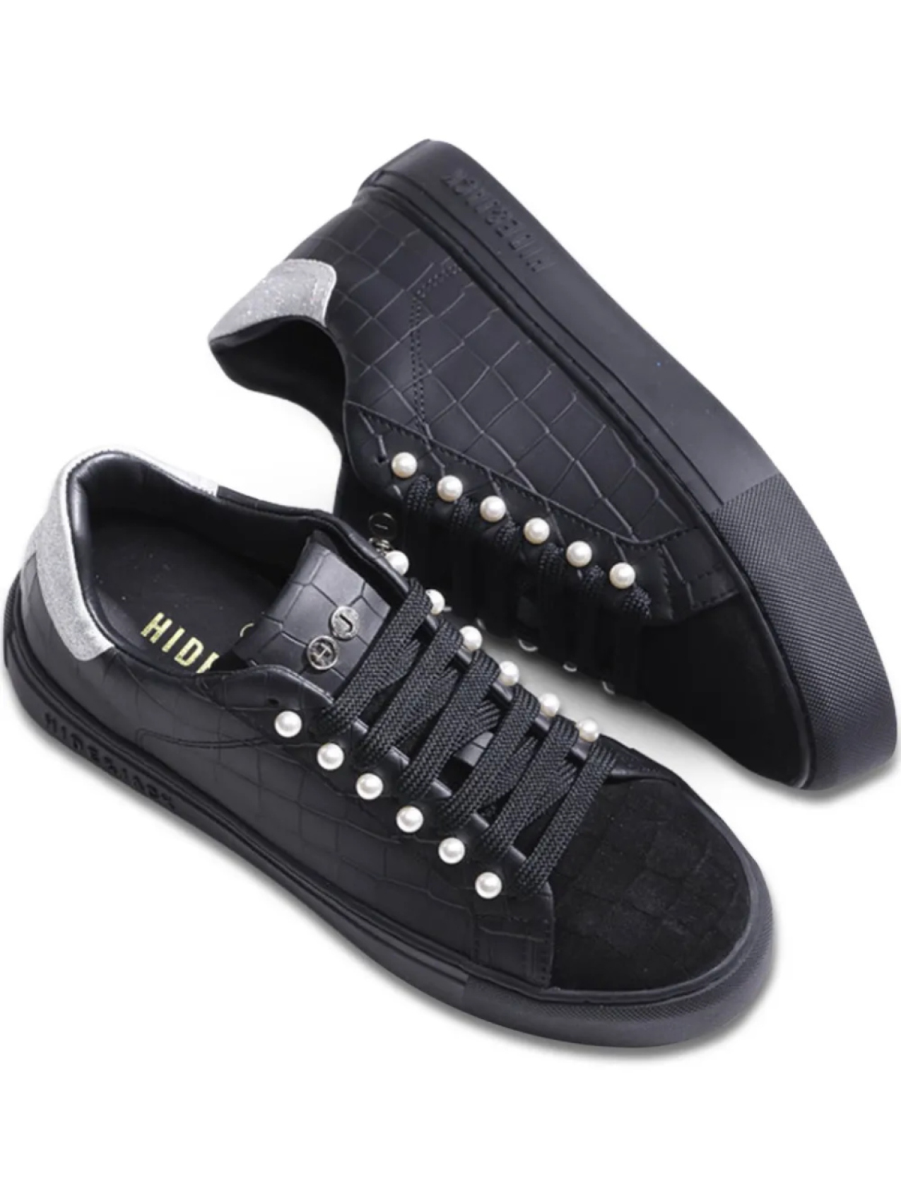 Кроссовки с искусственным жемчугом Hide&Jack, черный
Кроссовки с искусственным жемчугом Hide&Jack, черный