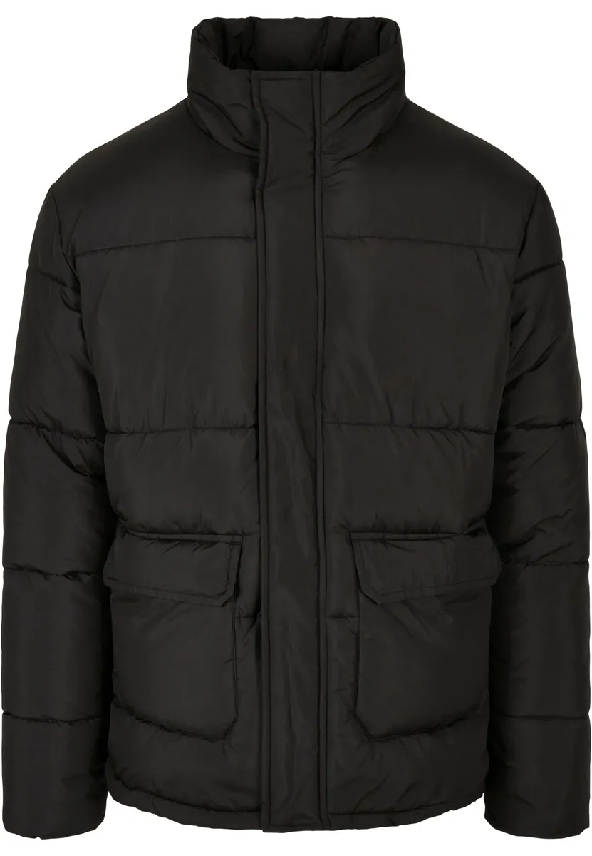 Куртка зимняя URBAN CLASSICS " Urban Classics Men's Short Puffer Jacket" (1 шт.), без капюшона, черный 
Куртка зимняя URBAN CLASSICS " Urban Classics Men's Short Puffer Jacket" (1 шт.), без капюшона, черный