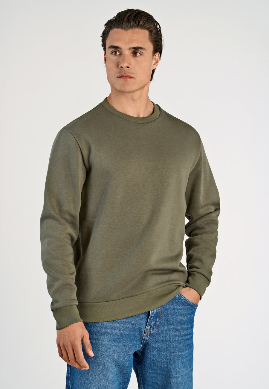 Толстовка Lindbergh O-NECK , Army/Olive, Хаки, Толстовка Lindbergh O-NECK , Army/Olive
Толстовка Lindbergh O-NECK , Army/Olive, Хаки, Толстовка Lindbergh O-NECK , Army/Olive