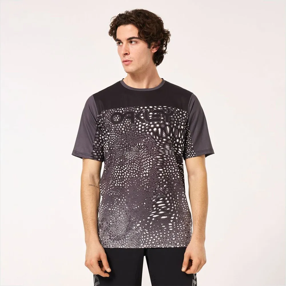 Джерси эндуро с коротким рукавом Oakley Maven Coast, черный
Джерси эндуро с коротким рукавом Oakley Maven Coast, черный