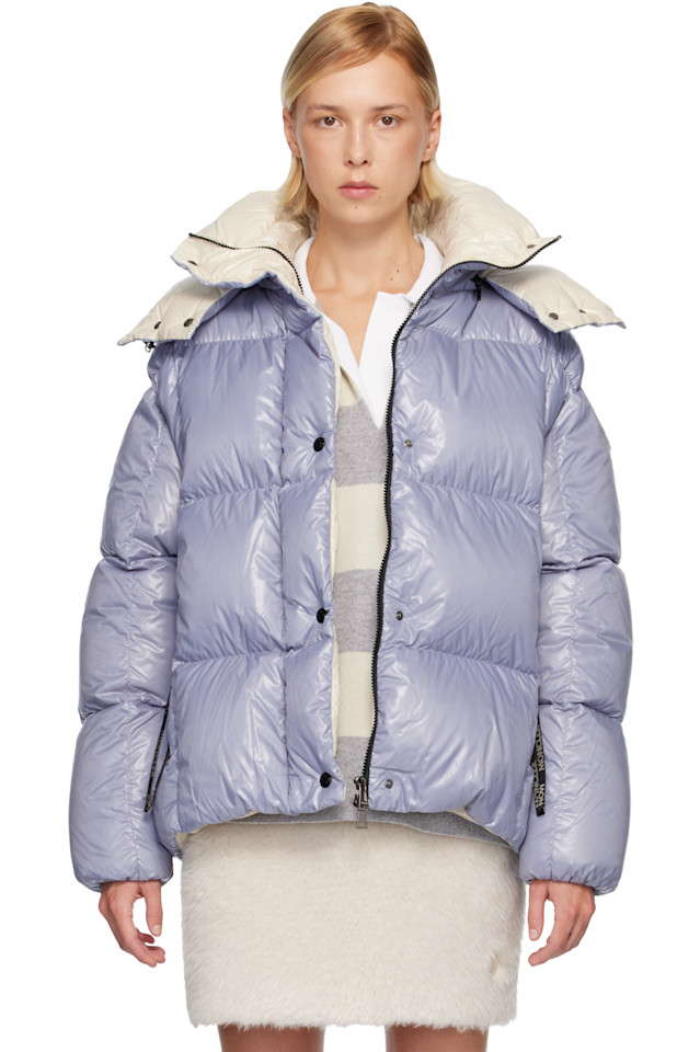 Moncler Пуховая куртка с капюшоном Blue Parana
Moncler Пуховая куртка с капюшоном Blue Parana