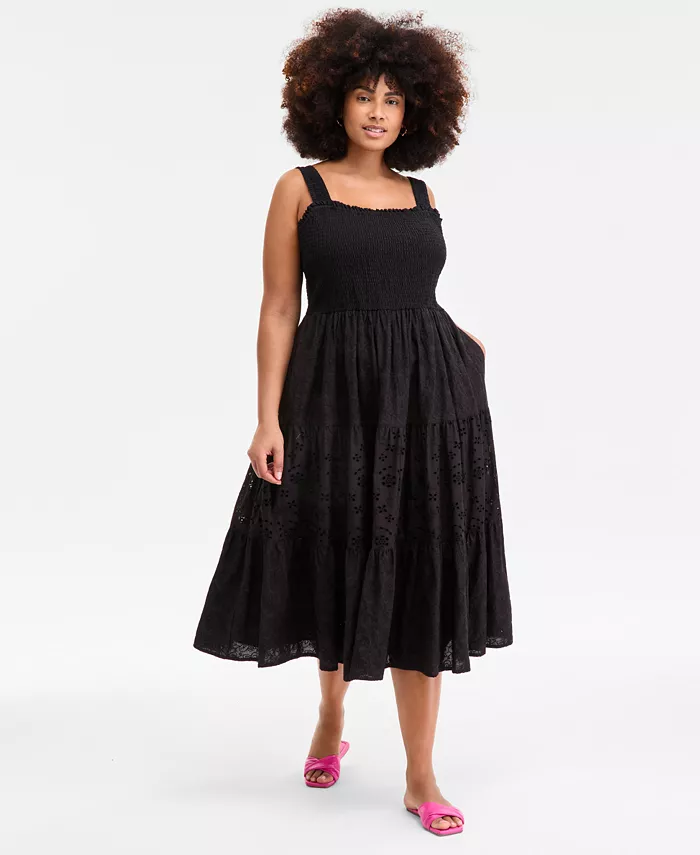 Трендовое плюс сайз макси-платье со сборками и ажурными вставками On 34 On 34th, черный 
Трендовое плюс сайз макси-платье со сборками и ажурными вставками On 34 On 34th, черный