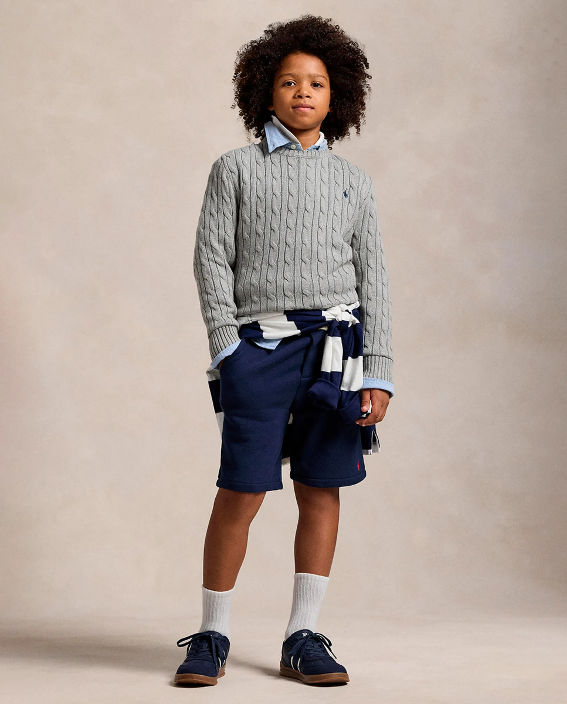 Унисекс джемпер из хлопка с узором "восьмерка" Polo Ralph Lauren, светло-серый
Унисекс джемпер из хлопка с узором "восьмерка" Polo Ralph Lauren, светло-серый