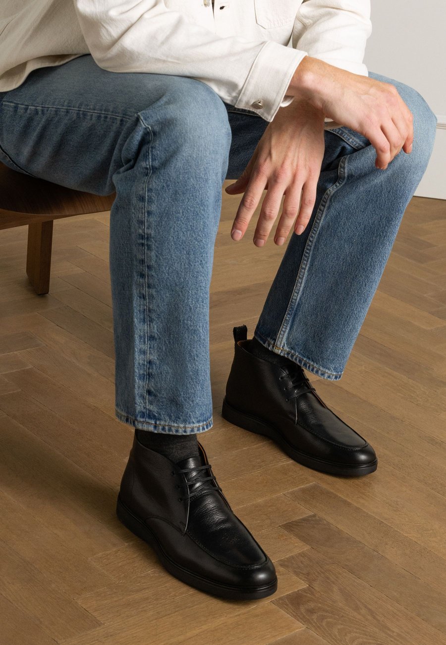 Ботинки Manfield Lace-up ankle boots, Schwarz/Black
Ботинки Manfield Lace-up ankle boots, Schwarz/Black