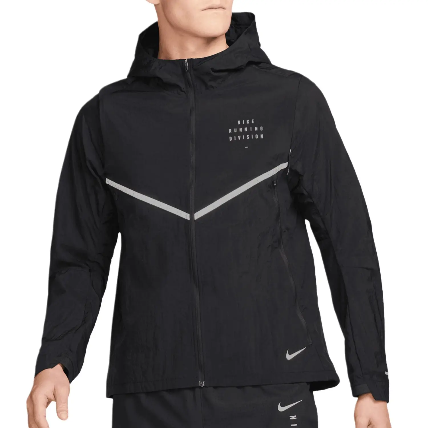 Nike Куртка мужская черная с капюшоном Moderate Others
Nike Куртка мужская черная с капюшоном Moderate Others