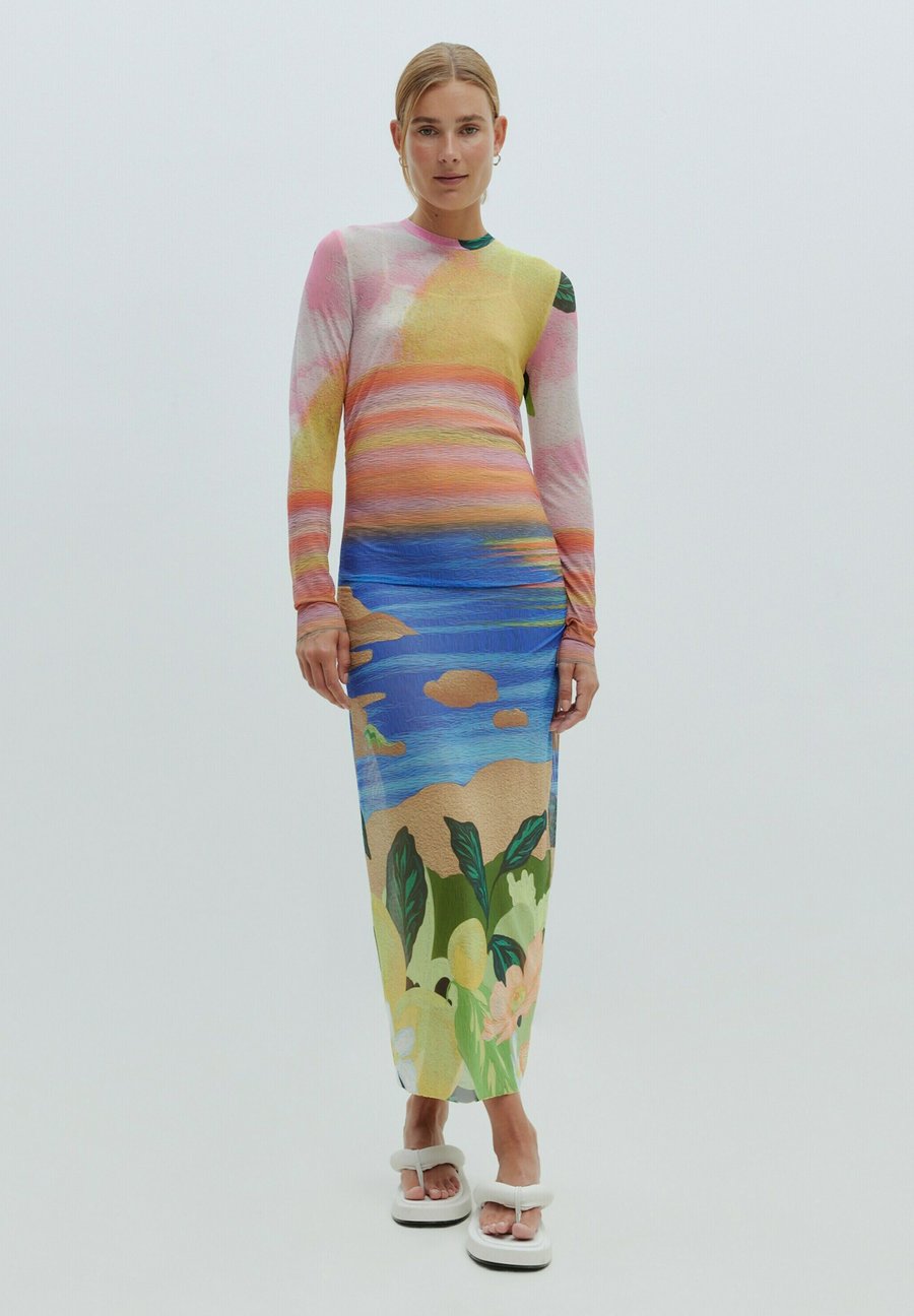 Платье EDITED ROMIA, Gelb/Yellow
Платье EDITED ROMIA, Gelb/Yellow