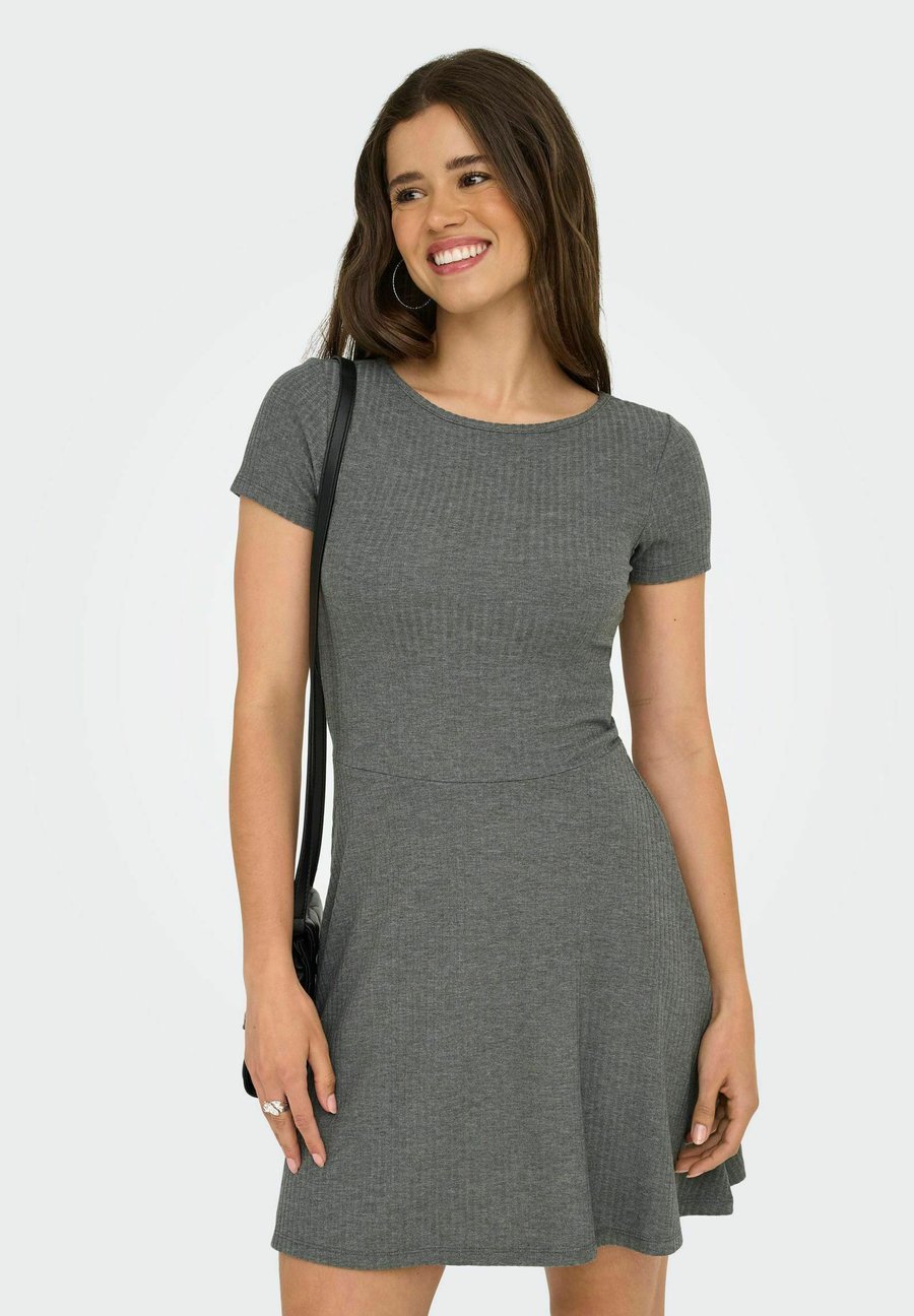 Платье ONLY Jersey dress, Castor Gray/Light Grey
Платье ONLY Jersey dress, Castor Gray/Light Grey