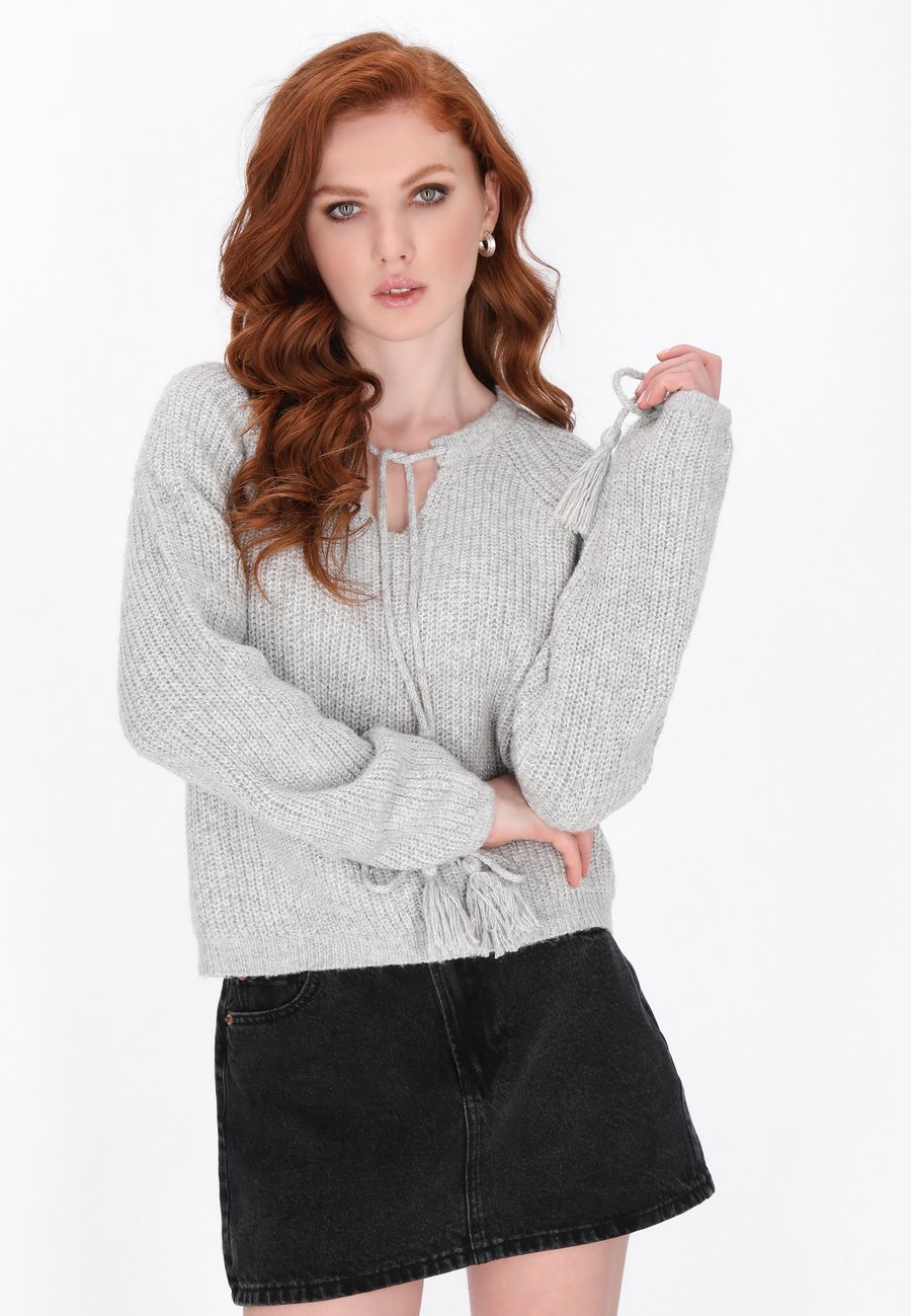 Джемпер DreiMaster Jumper, Grey Melange/Mottled Grey
Джемпер DreiMaster Jumper, Grey Melange/Mottled Grey