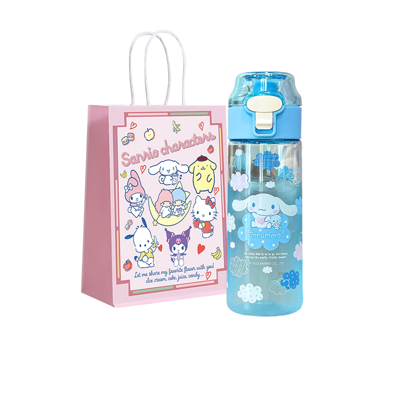 Plastic Water Cup Kids Kettle Travel Mug 550ml Sanrio, синий
Plastic Water Cup Kids Kettle Travel Mug 550ml Sanrio, синий