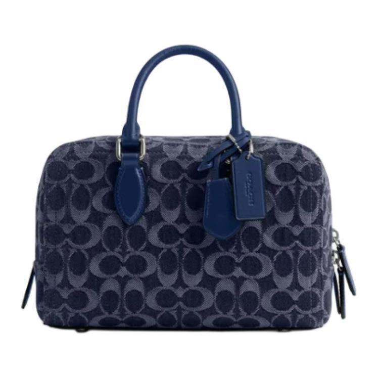 COACH Багет Bowery Denim с кожаной вставкой на плече
COACH Багет Bowery Denim с кожаной вставкой на плече