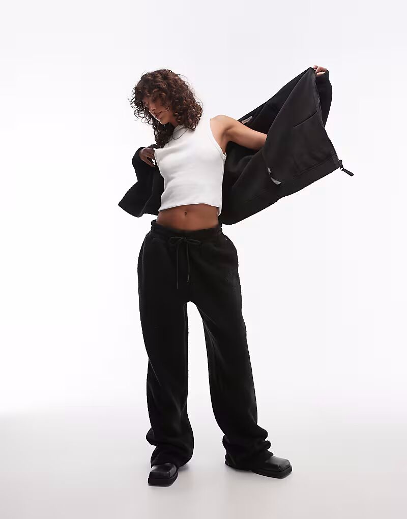 Широкие брюки borg черного цвета Topshop
Широкие брюки borg черного цвета Topshop