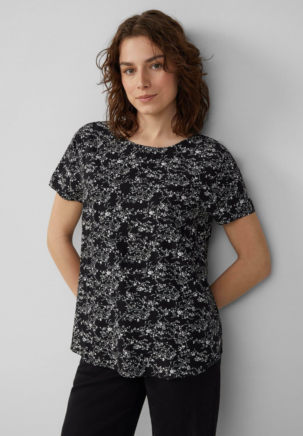 Блуза KURZARM QS, черный
Блуза KURZARM QS, черный