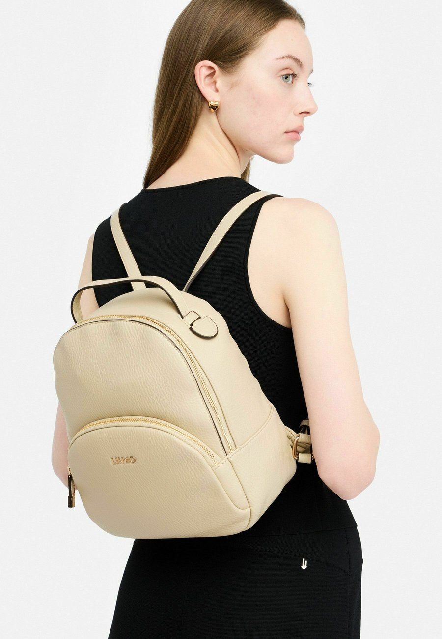 Рюкзак LIU JO Rucksack, Beige
Рюкзак LIU JO Rucksack, Beige