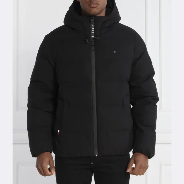 Куртка стандартного кроя с капюшоном CL motion Tommy Hilfiger, черный
Куртка стандартного кроя с капюшоном CL motion Tommy Hilfiger, черный