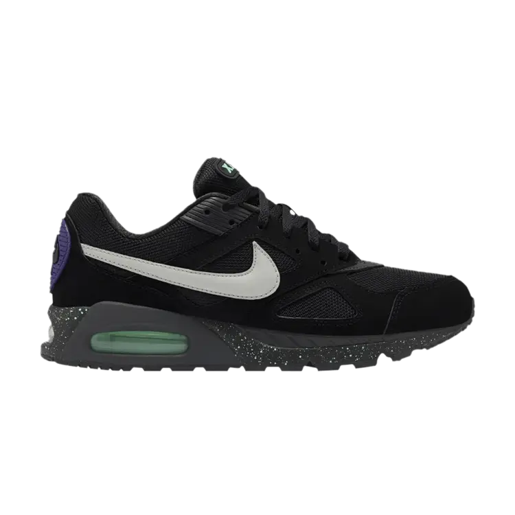 Кроссовки Air Max IVO 'Black Metallic Silver', черный
Кроссовки Air Max IVO 'Black Metallic Silver', черный