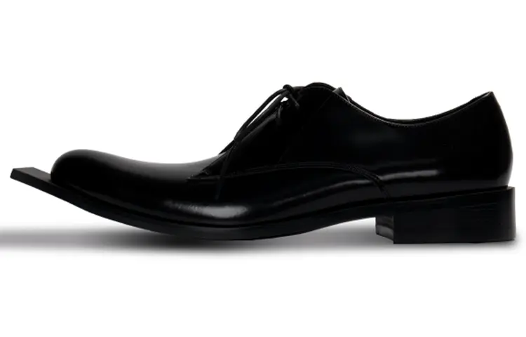 Мужские повседневные туфли унисекс с низким верхом черного цвета Conp
Мужские повседневные туфли унисекс с низким верхом черного цвета Conp