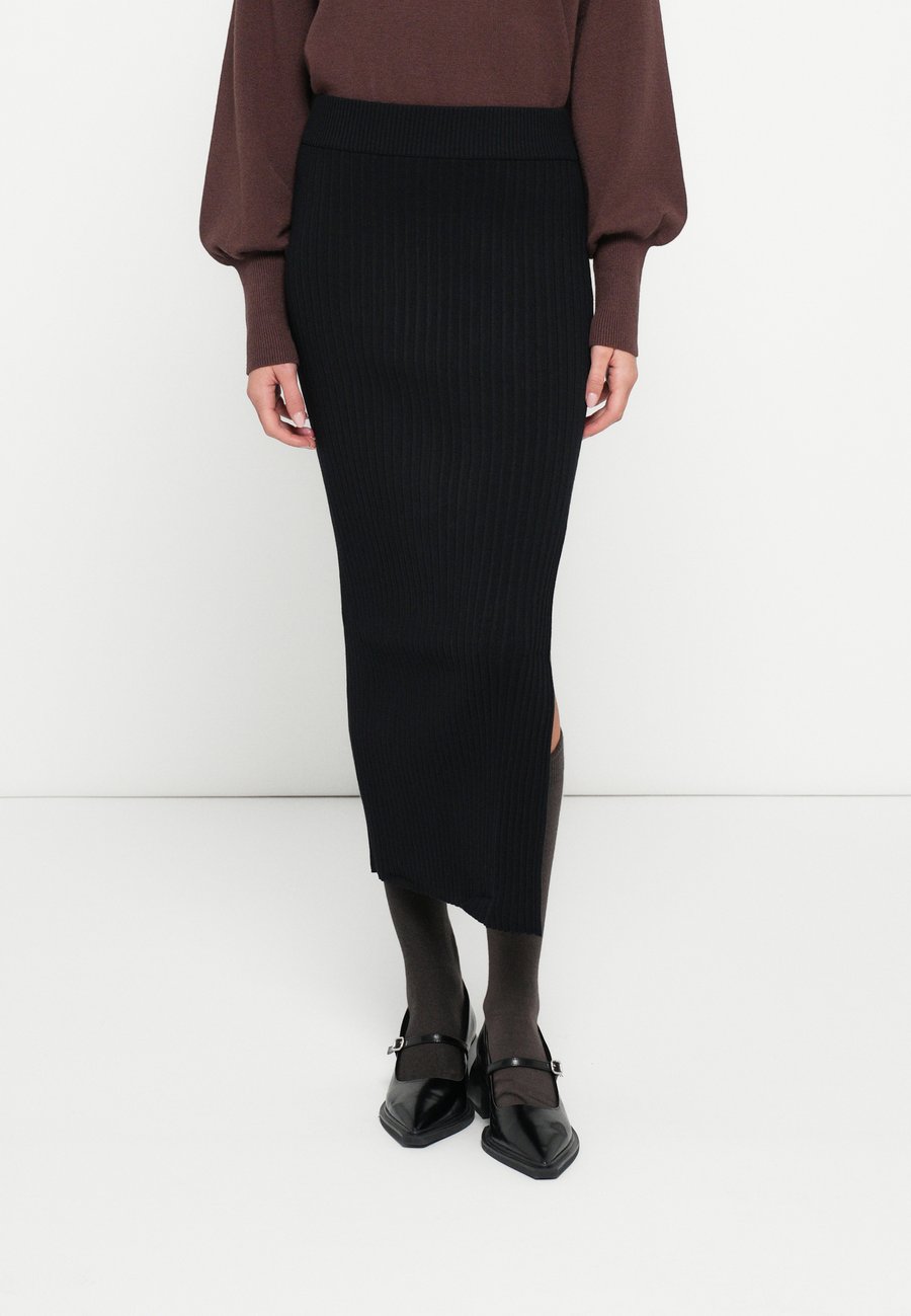 Юбка LeGer by Lena Gercke ELENIE SKIRT, Schwarz/Black
Юбка LeGer by Lena Gercke ELENIE SKIRT, Schwarz/Black
