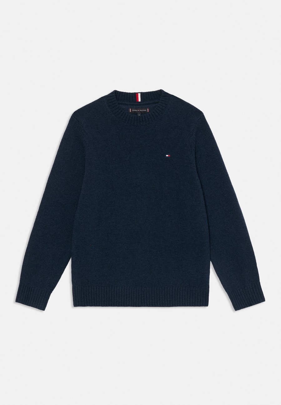 Джемпер Tommy Hilfiger ESSENTIAL PURE LAMBSWOOL JUMPER, Dark Night Navy/Dark Blue
Джемпер Tommy Hilfiger ESSENTIAL PURE LAMBSWOOL JUMPER, Dark Night Navy/Dark Blue