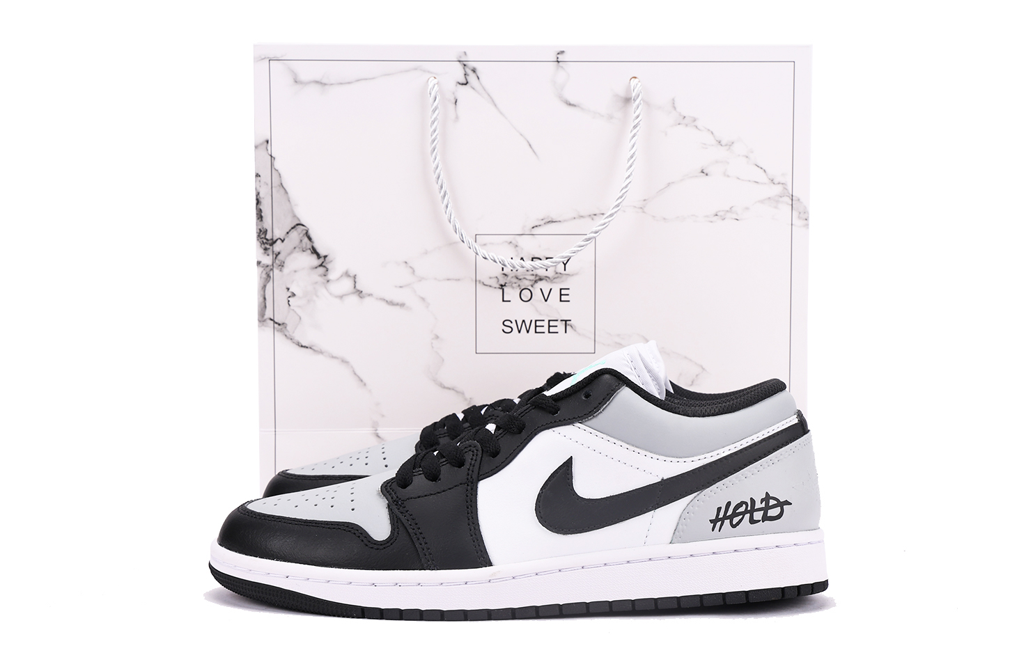 Jordan Эйр 1 Лоу-Топ Винтажные баскетбольные кроссовки GS Черный Серый - Черный Серый, цвет Black Gray
Jordan Эйр 1 Лоу-Топ Винтажные баскетбольные кроссовки GS Черный Серый - Черный Серый, цвет Black Gray