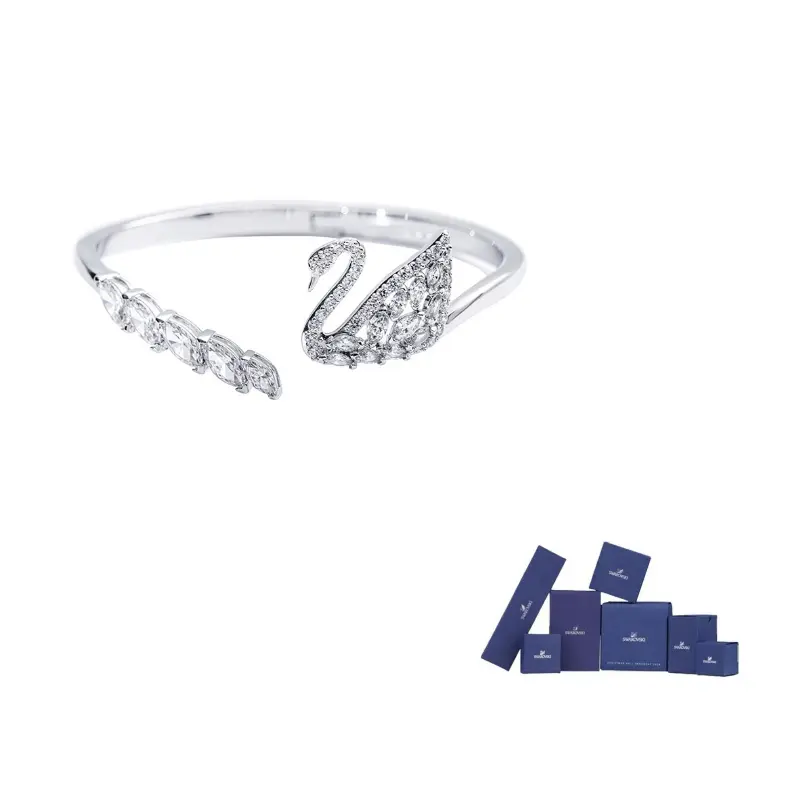 Swarovski Родированная серебряная браслет для женщин
Swarovski Родированная серебряная браслет для женщин