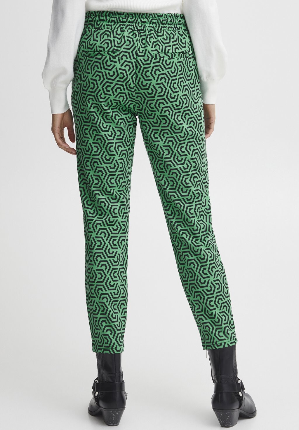 Брюки BYRIZETTA AOP b.young, цвет Evergreen
Брюки BYRIZETTA AOP b.young, цвет Evergreen