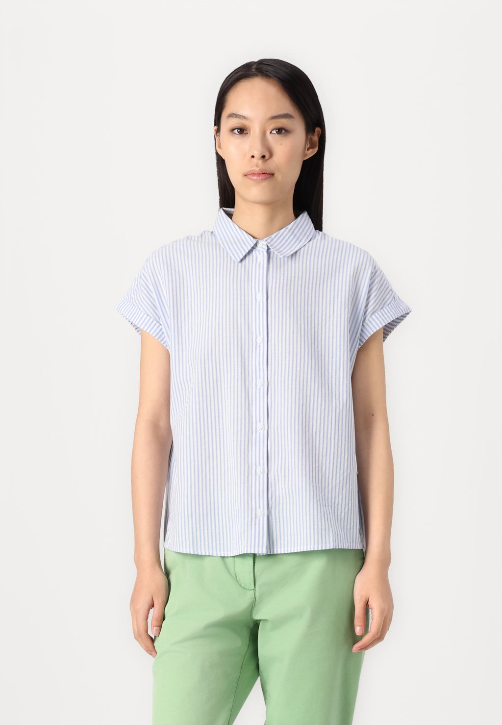 Блузка на пуговицах STRIPED SHORTSLEEVE SHIRT TOM TAILOR DENIM, мультиколор 
Блузка на пуговицах STRIPED SHORTSLEEVE SHIRT TOM TAILOR DENIM, мультиколор