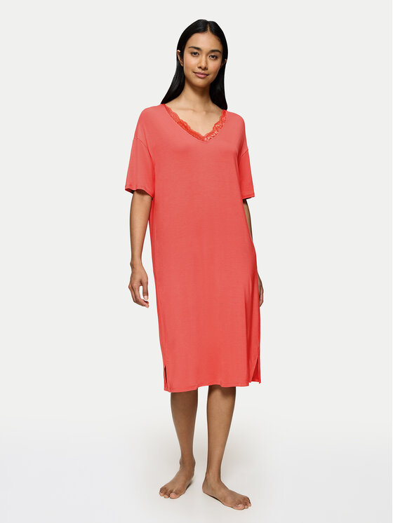 Ночная рубашка свободного покроя Timeless Sensuality 10222628 Triumph, красный
Ночная рубашка свободного покроя Timeless Sensuality 10222628 Triumph, красный