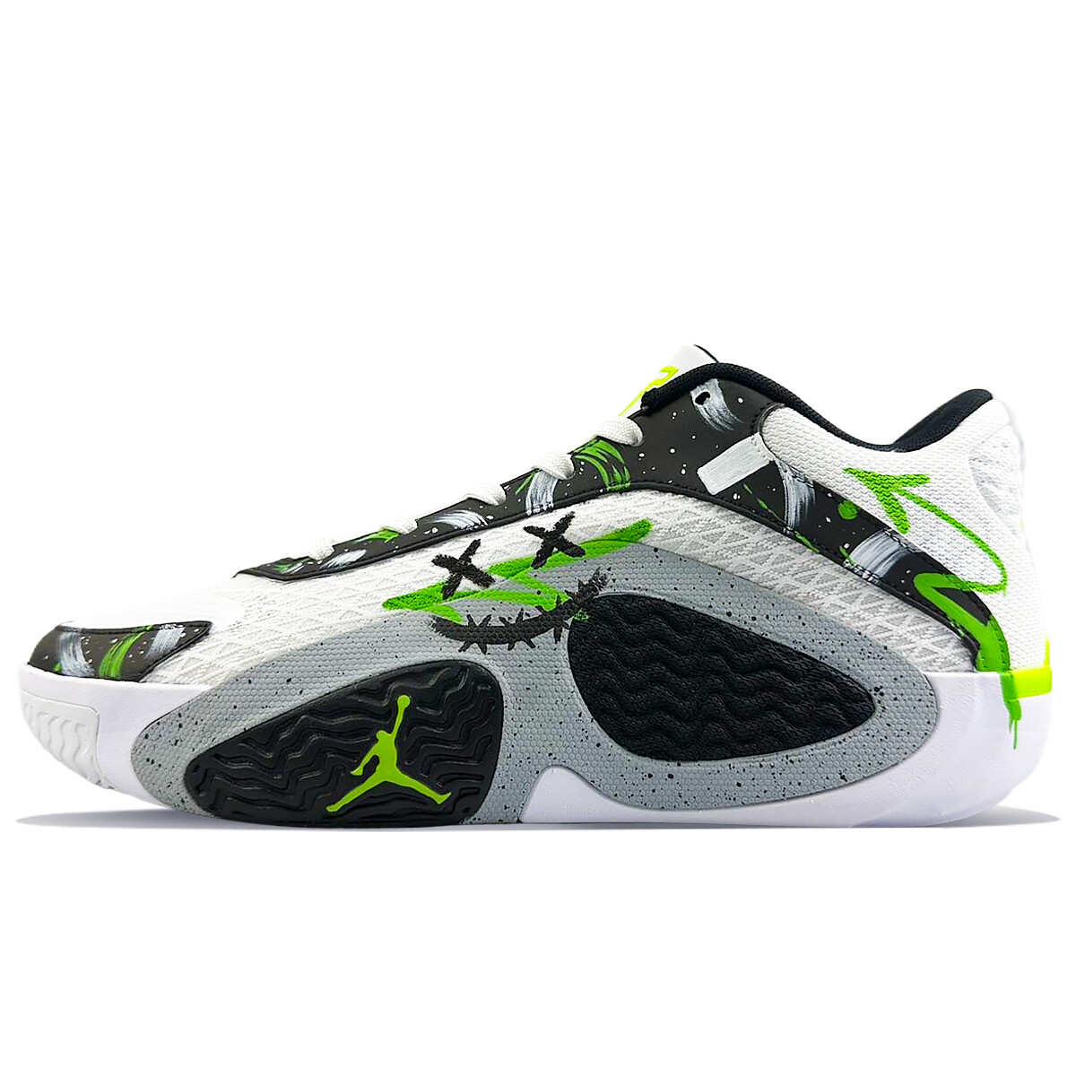 Баскетбольные кроссовки Tatum 2 мужские низкие черные/зеленые Jordan
Баскетбольные кроссовки Tatum 2 мужские низкие черные/зеленые Jordan