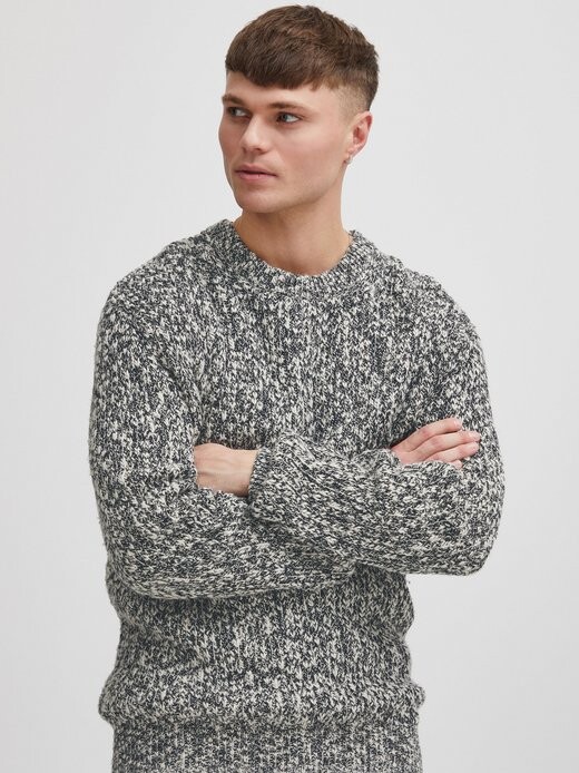 Вязаный свитер сдгуббер Solid, синий
Вязаный свитер сдгуббер Solid, синий