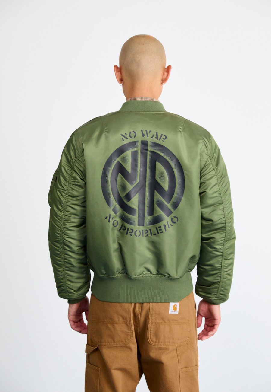 Куртка Alpha Industries ALPHA INDUSTRIES X NO PROBLEMO NO WAR, Sage/Green
Куртка Alpha Industries ALPHA INDUSTRIES X NO PROBLEMO NO WAR, Sage/Green