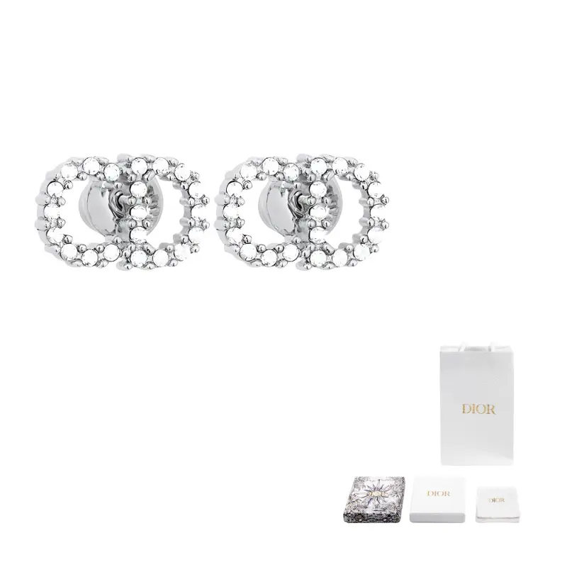 DIOR Сережки женские серебряные
DIOR Сережки женские серебряные
