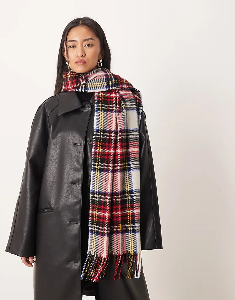 Зимний клетчатый шарф Polo Ralph Lauren красного цвета
Зимний клетчатый шарф Polo Ralph Lauren красного цвета