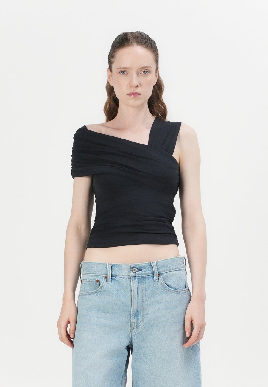 Топ Abercrombie & Fitch BARE DRAPED, Black
Топ Abercrombie & Fitch BARE DRAPED, Black