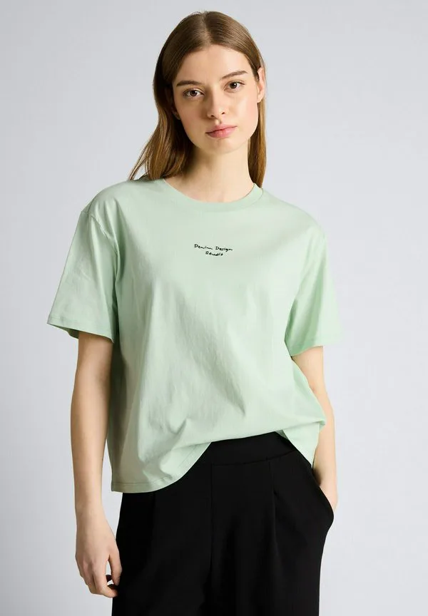 Свободная базовая футболка Tom Tailor Denim, Light Matcha Green, Зеленый, Свободная базовая футболка Tom Tailor Denim, Light Matcha Green
Свободная базовая футболка Tom Tailor Denim, Light Matcha Green, Зеленый, Свободная базовая футболка Tom Tailor Denim, Light Matcha Green