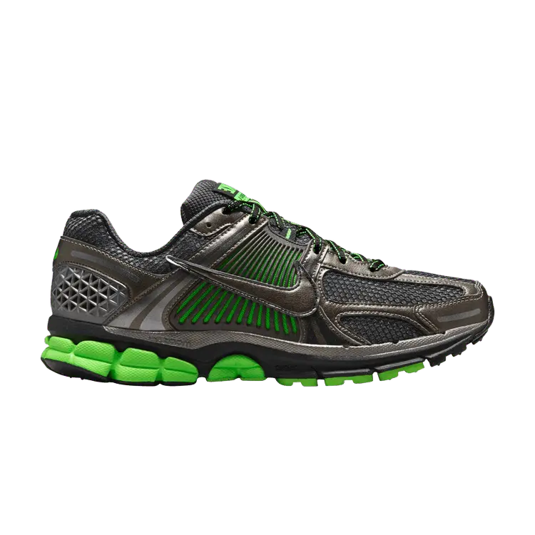 Кроссовки Air Zoom Vomero 5 'Metallic Pewter Green Strike', серый
Кроссовки Air Zoom Vomero 5 'Metallic Pewter Green Strike', серый