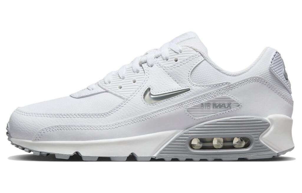 Мужские кроссовки Nike Air Max 90 Lifestyle
Мужские кроссовки Nike Air Max 90 Lifestyle